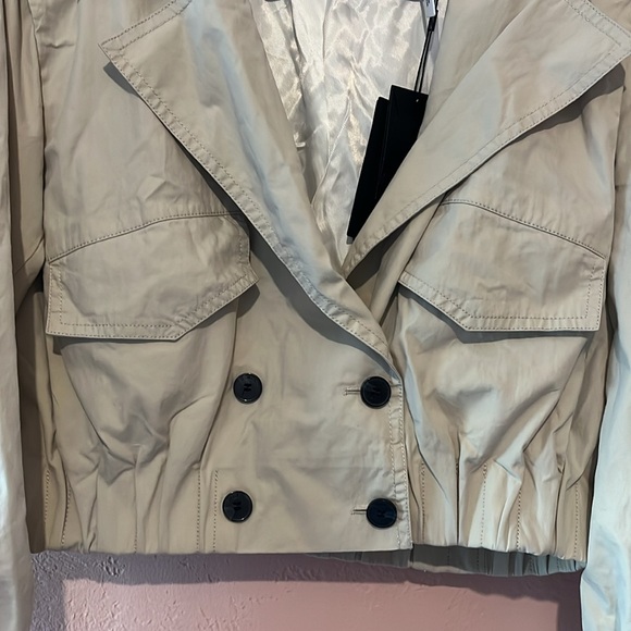 MO&Co. Women's Trench Style Cropped Jacket Cool Loose Lapel - Picture 5 of 9